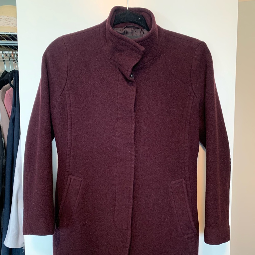 Uniqlo maroon winter coat - S